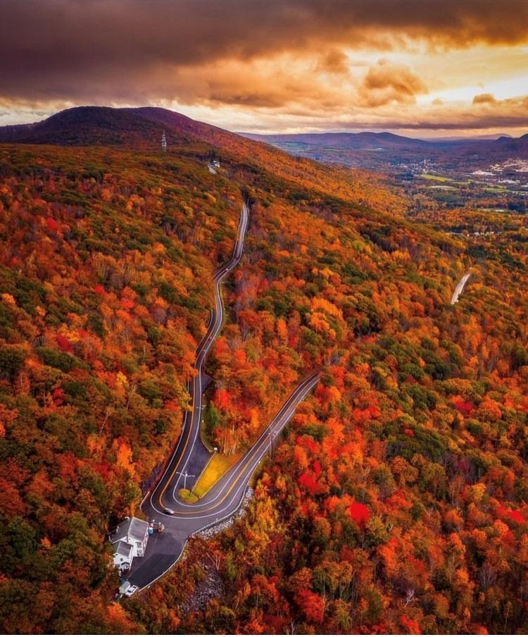 Mohawk Trail Highway, Massachusetts